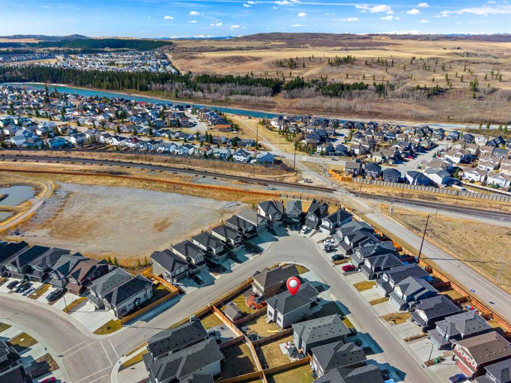 Picture of 32 Paint Horse Crescent , Cochrane Real Estate Listing