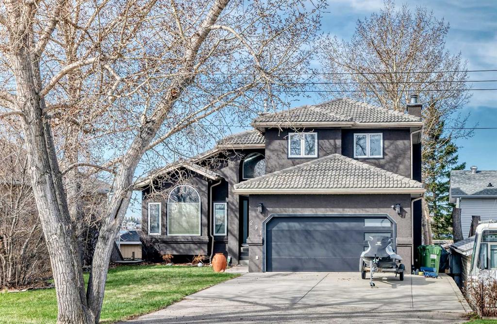 Picture of 291 EAST CHESTERMERE Drive , Chestermere Real Estate Listing
