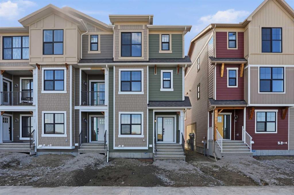 Picture of 21 Wild Rose Way SE, Calgary Real Estate Listing
