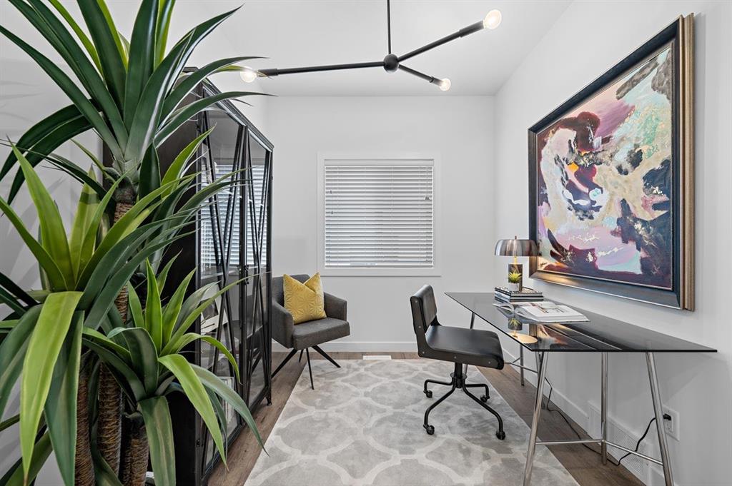 Picture of 154 Prince Crescent , Rural Rocky View County Real Estate Listing