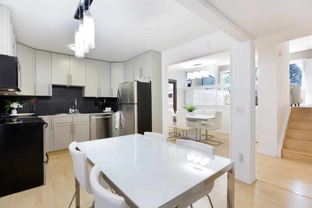 Picture of 354 Brae Glen Road SW, Calgary Real Estate Listing