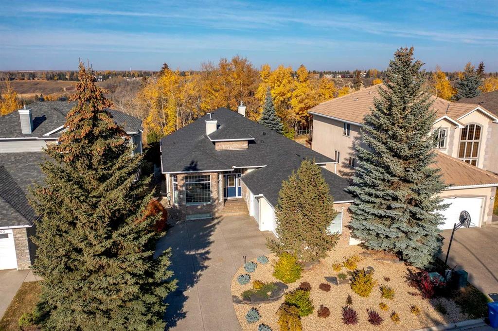 Picture of 1656 Evergreen Hill SW, Calgary Real Estate Listing