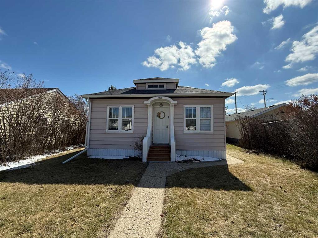 Picture of 5211 49 Avenue  , Ponoka Real Estate Listing