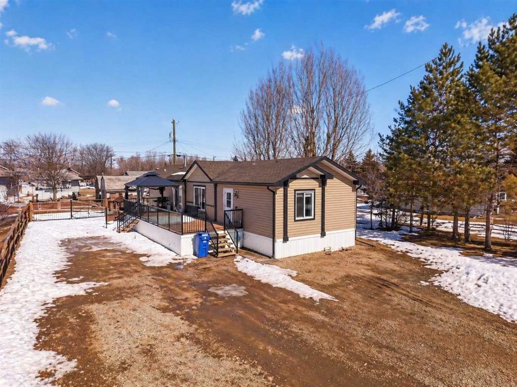 Picture of 10614 103 Avenue , La Crete Real Estate Listing