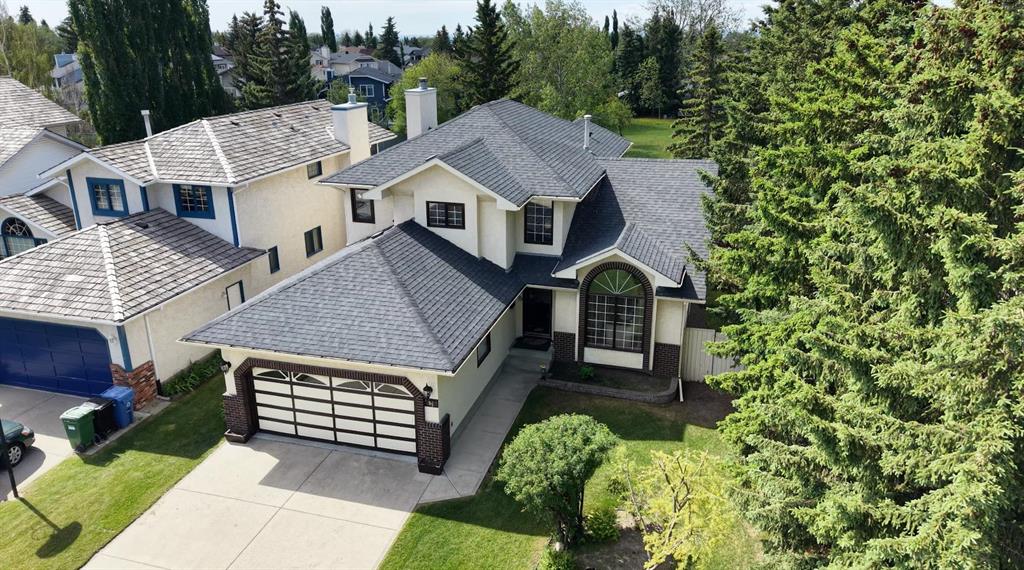 Picture of 95 Hawkstone Close NW, Calgary Real Estate Listing