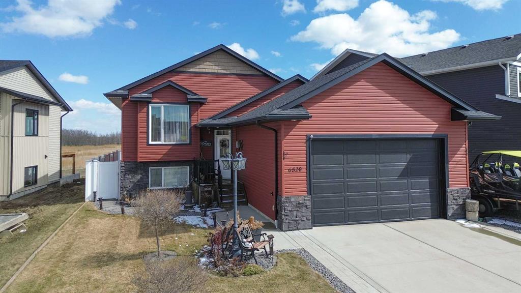 Picture of 6520 58 Avenue  , Innisfail Real Estate Listing