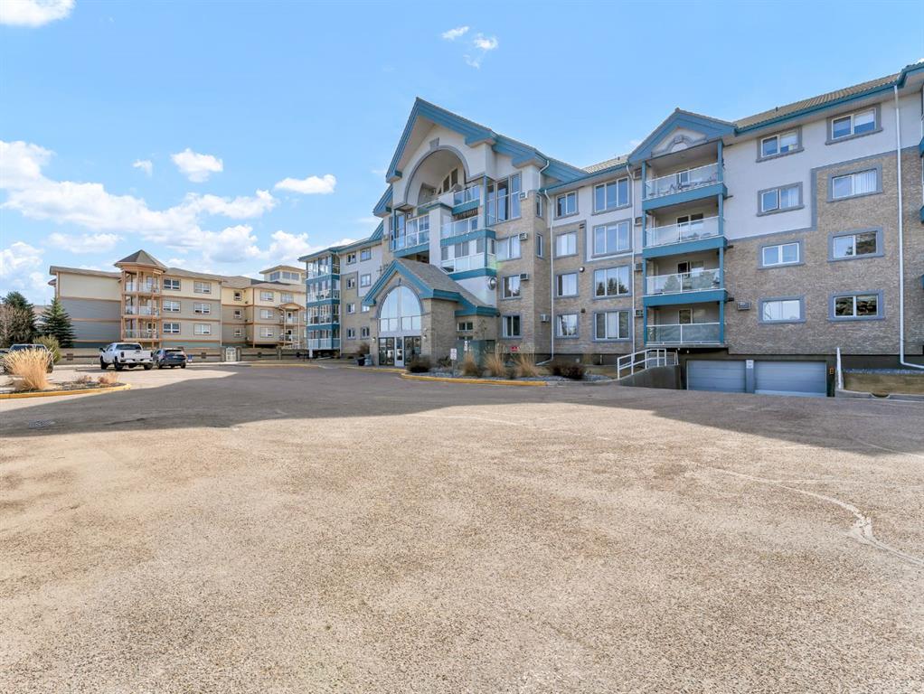 Picture of 307, 1535 Southview Drive SE, Medicine Hat Real Estate Listing
