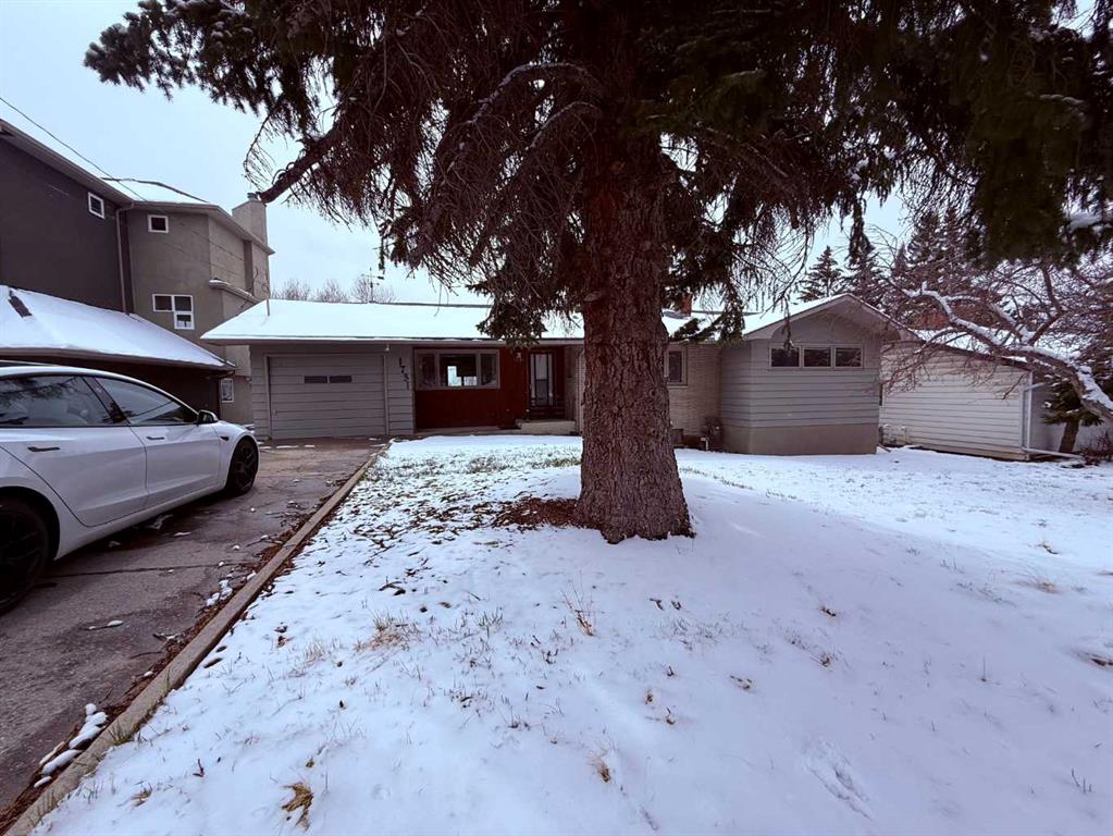 Picture of 1731 12 Avenue NW, Calgary Real Estate Listing