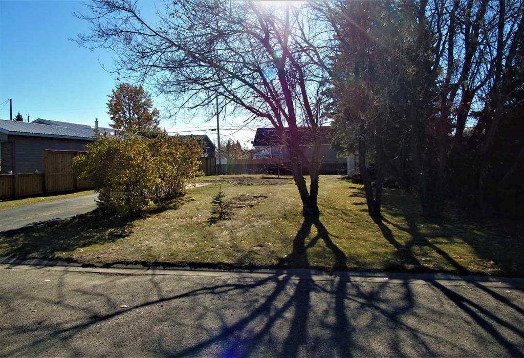 Picture of 609 3rd Avenue NW, Slave Lake Real Estate Listing
