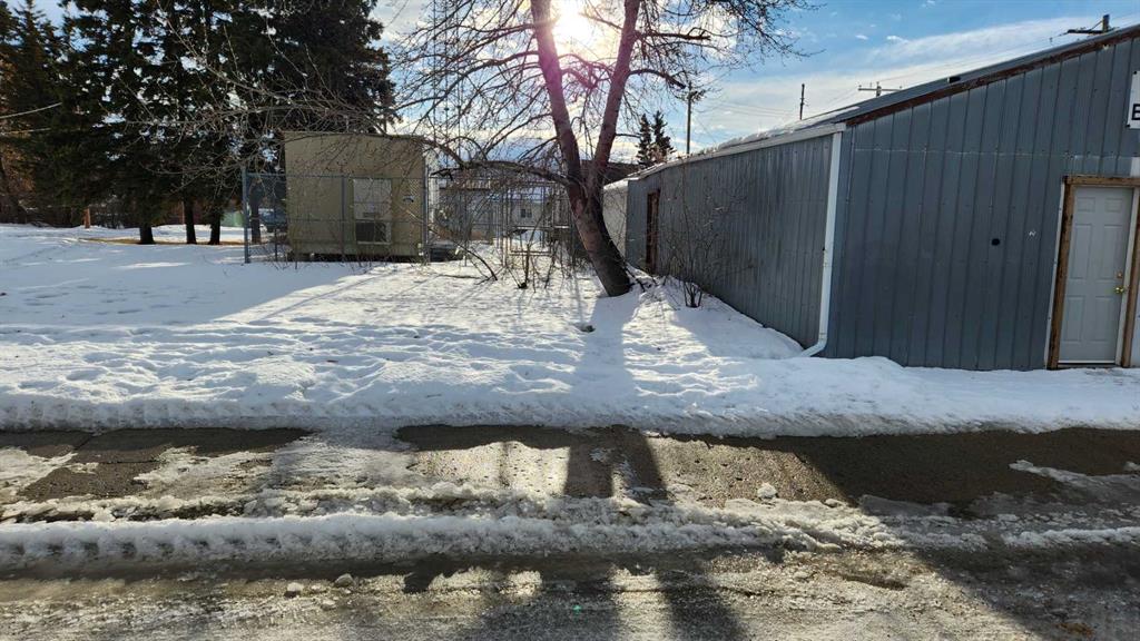 Picture of 7 Main Street , Hay Lakes Real Estate Listing