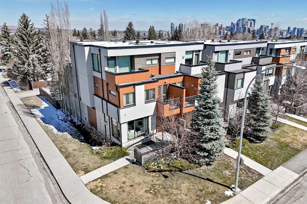 Picture of 2142 28 Avenue SW, Calgary Real Estate Listing