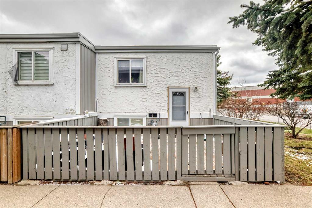 Picture of 1, 455 Huntsville Crescent NW, Calgary Real Estate Listing