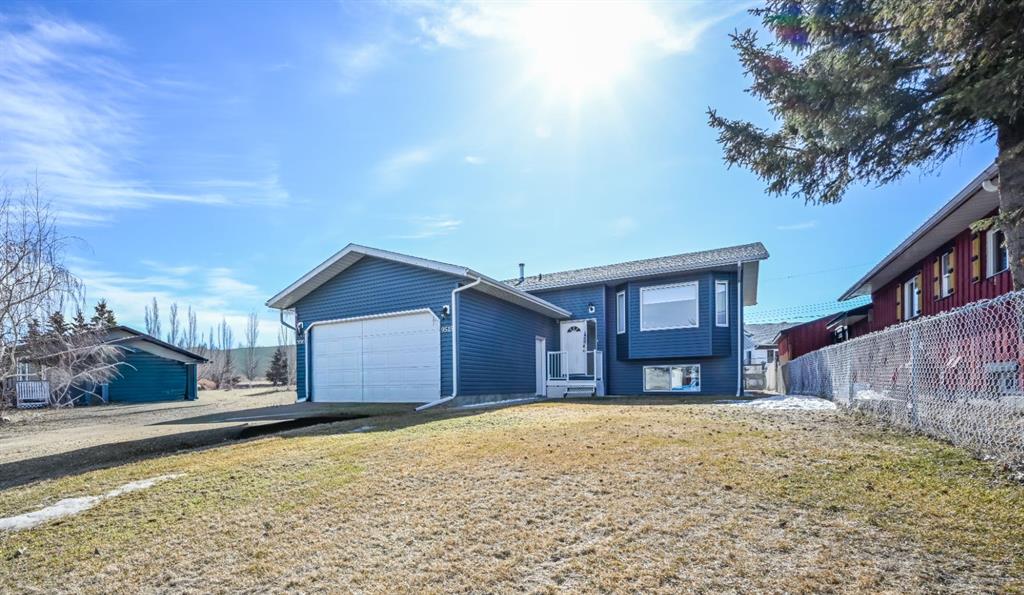 Picture of 9515 94 Street , Wembley Real Estate Listing