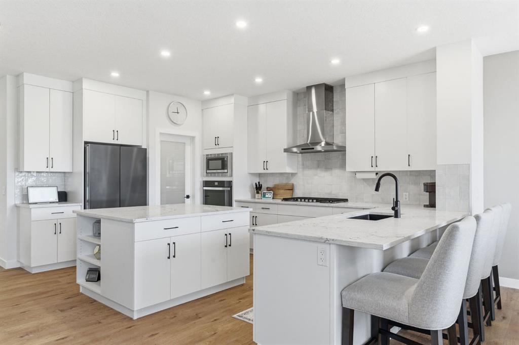Picture of 117 Ranchers View , Okotoks Real Estate Listing