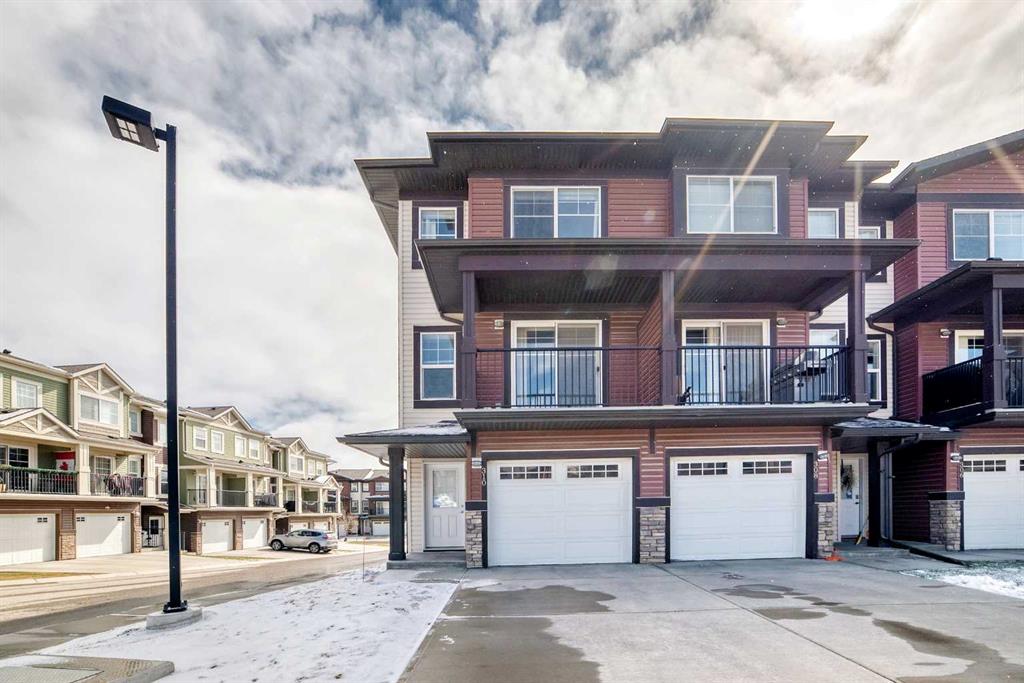Picture of 310 Sage Hill Grove NW, Calgary Real Estate Listing