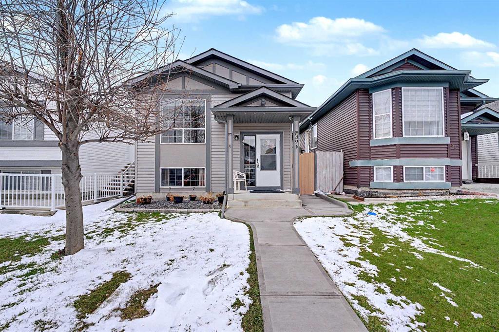 Picture of 49 Martin Crossing Way NE, Calgary Real Estate Listing