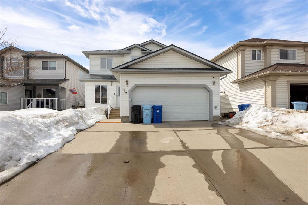 Picture of 134 Cottonwood Creek Way , Fort McMurray Real Estate Listing