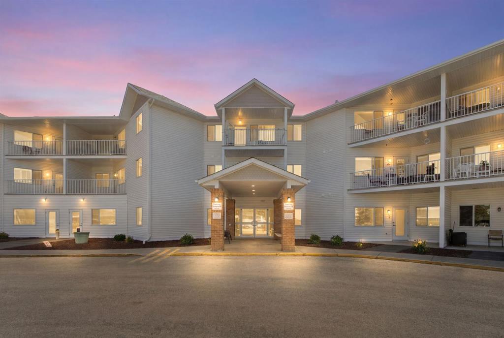 Picture of 210, 3 Parklane Way , Strathmore Real Estate Listing