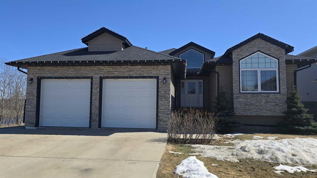 Picture of 9221 91 Ave  , Lac La Biche Real Estate Listing