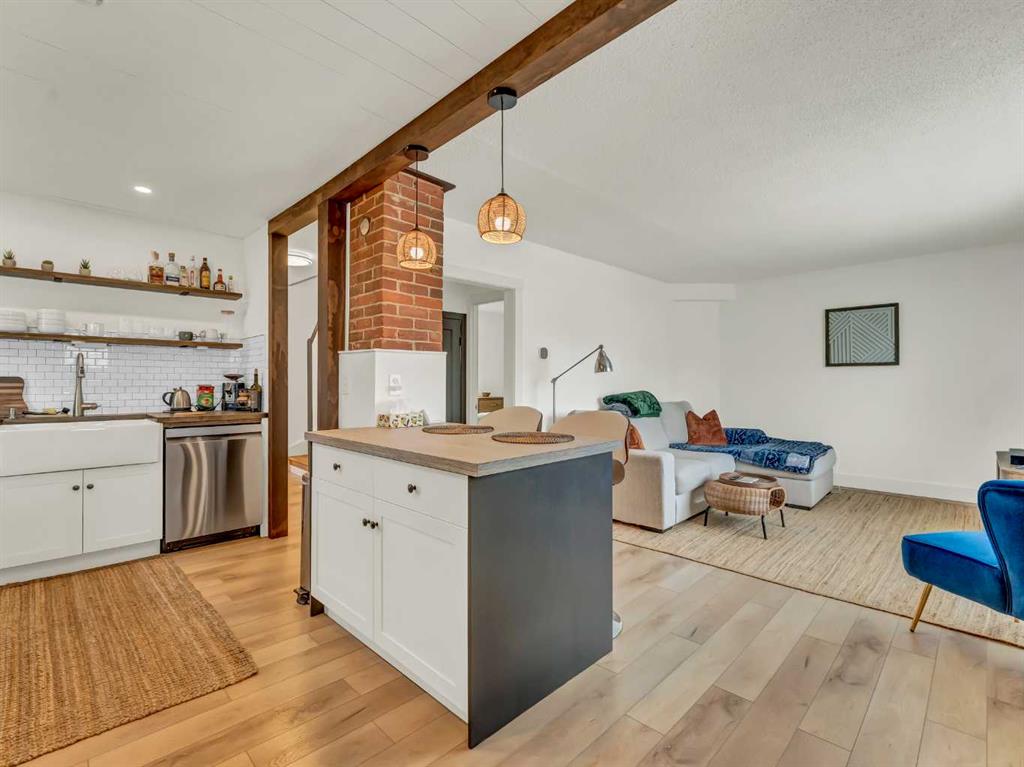 Picture of 167 12 Street SE, Medicine Hat Real Estate Listing