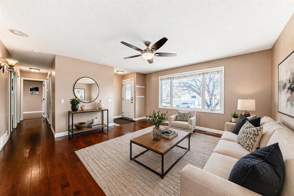 Picture of 7139 18 Street SE, Calgary Real Estate Listing