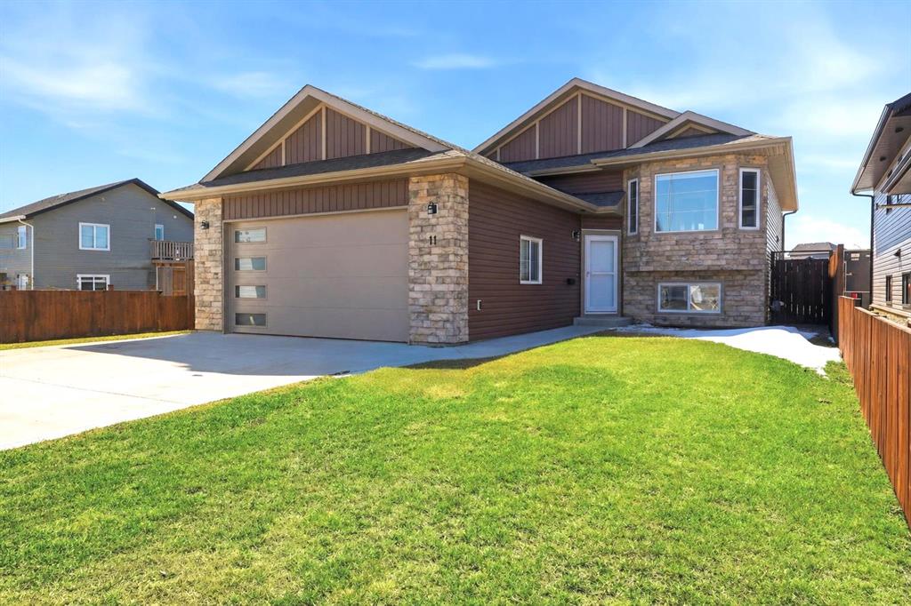 Picture of 11 Aura Drive , Blackfalds Real Estate Listing