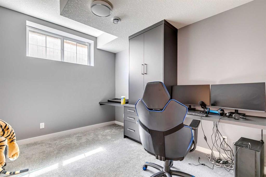 Picture of 168 Rainbow Falls Heath , Chestermere Real Estate Listing