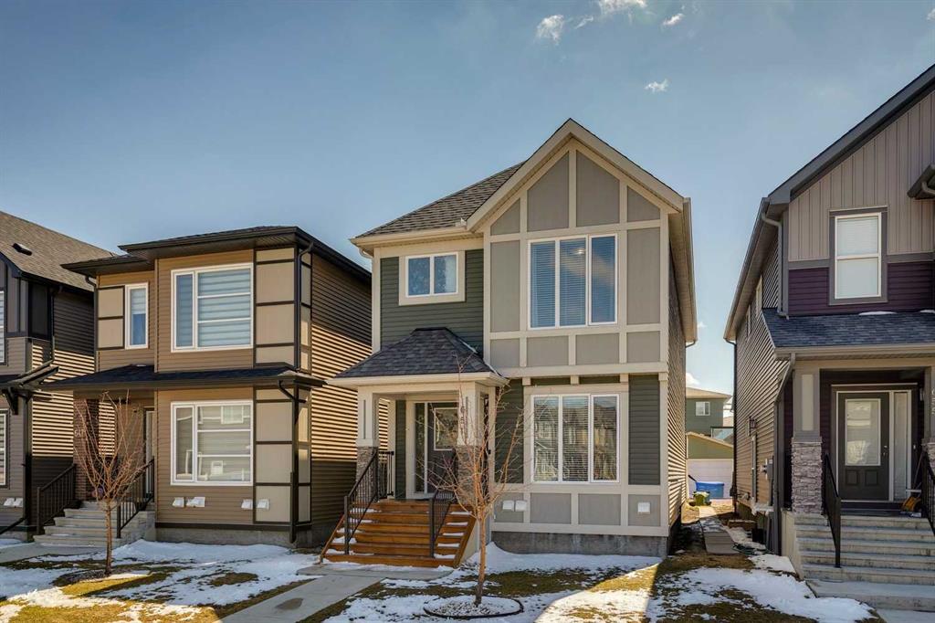 Picture of 651 Savanna Landing NE, Calgary Real Estate Listing