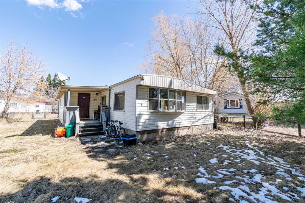 Picture of 4 48A Street Close , Alix Real Estate Listing