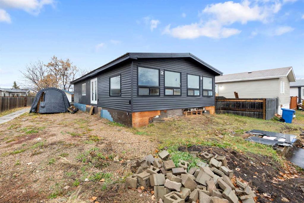 Picture of 232 Greenwich Lane , Fort McMurray Real Estate Listing