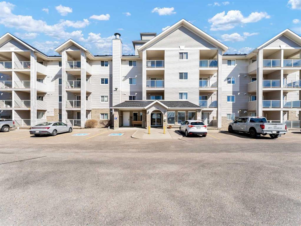Picture of 111, 1632 Saamis Drive NW, Medicine Hat Real Estate Listing