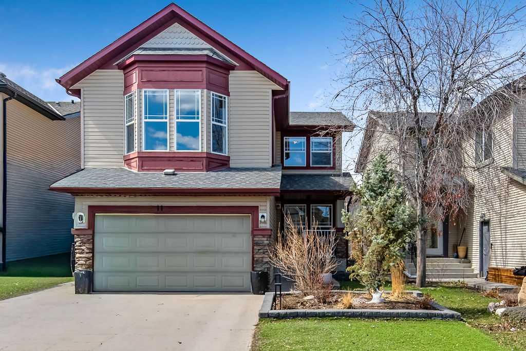 Picture of 11 Cougarstone Park SW, Calgary Real Estate Listing