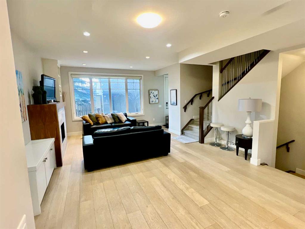 Picture of 2, 924 3 Avenue NW, Calgary Real Estate Listing