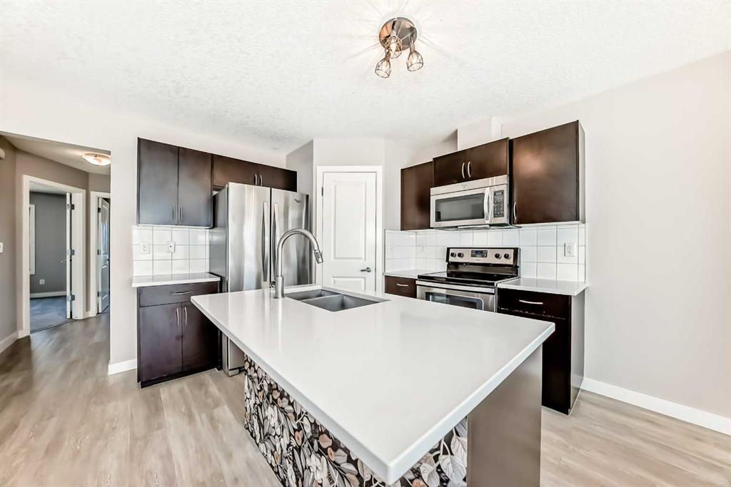 Picture of 804, 250 Sage Valley Road NW, Calgary Real Estate Listing