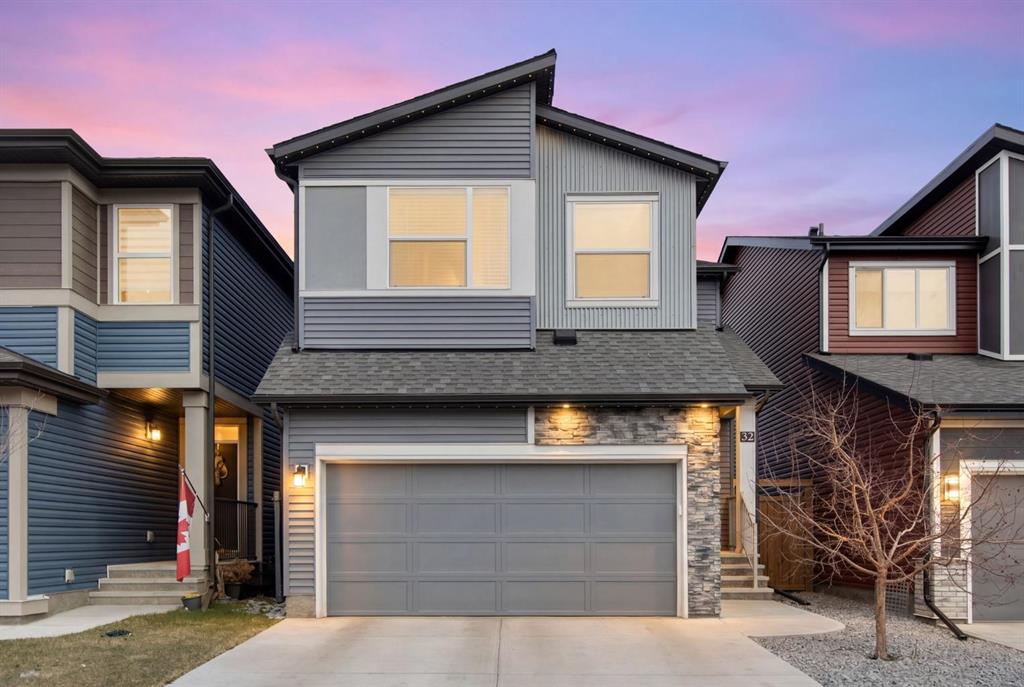 Picture of 32 Wolf Creek Street SE, Calgary Real Estate Listing