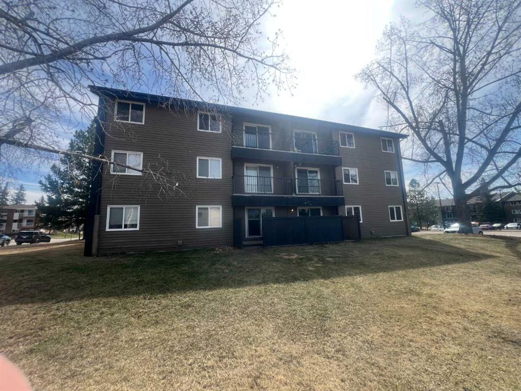 Picture of 217A, 5611 10 Avenue , Edson Real Estate Listing
