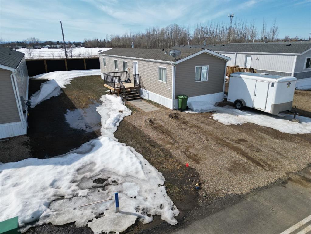 Picture of 10413 110 Ave  , La Crete Real Estate Listing