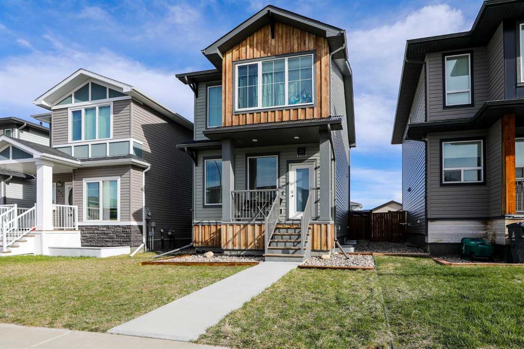 Picture of 867 Coalbrook Close W, Lethbridge Real Estate Listing
