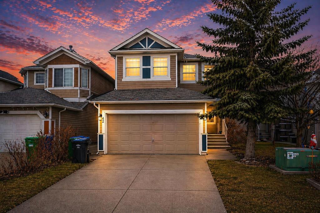 Picture of 42 Royal Elm Drive NW, Calgary Real Estate Listing