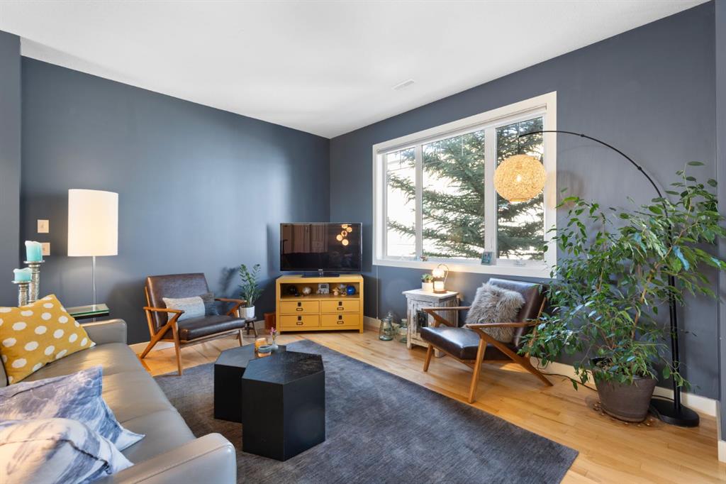 Picture of 803, 8000 Wentworth Drive SW, Calgary Real Estate Listing