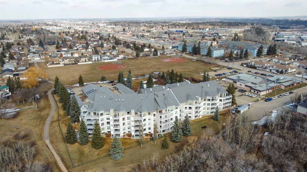 Picture of 409, 6118 53 Avenue , Red Deer Real Estate Listing