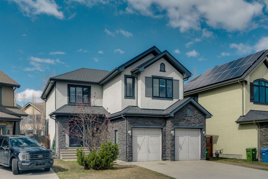Picture of 52 West Coach Court SW, Calgary Real Estate Listing