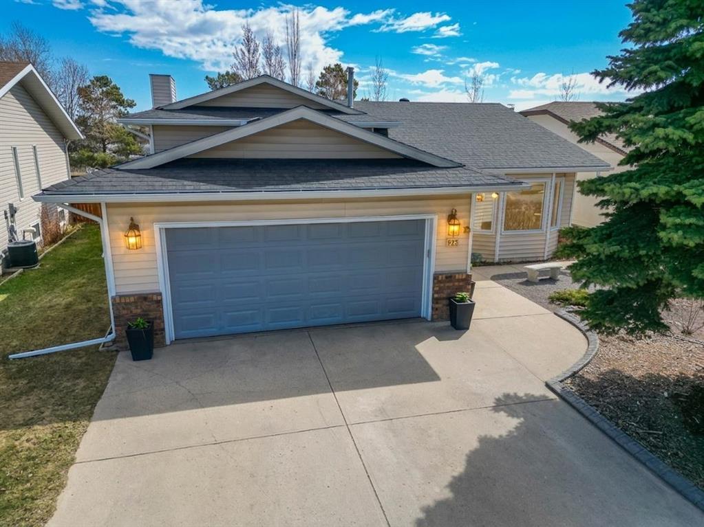 Picture of 25 Gilbert Crescent , Red Deer Real Estate Listing