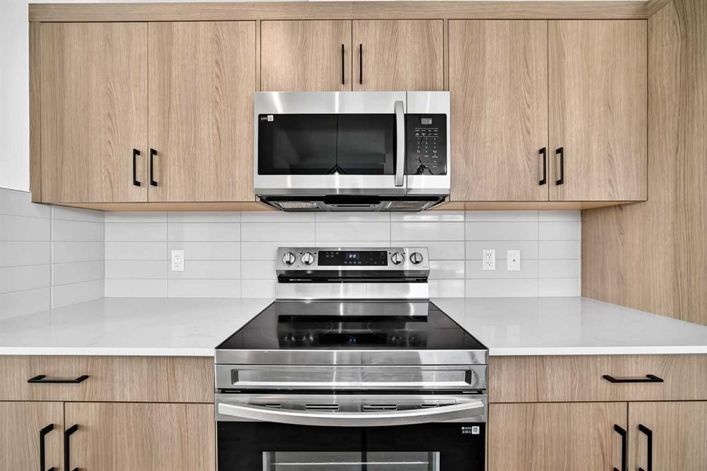 Picture of 3101, 55 Lucas Way NW, Calgary Real Estate Listing