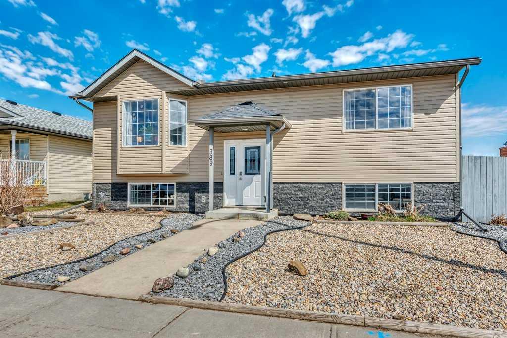 Picture of 389 Strathford Crescent , Strathmore Real Estate Listing