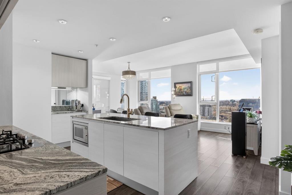 Picture of 1907, 310 12 Avenue SW, Calgary Real Estate Listing