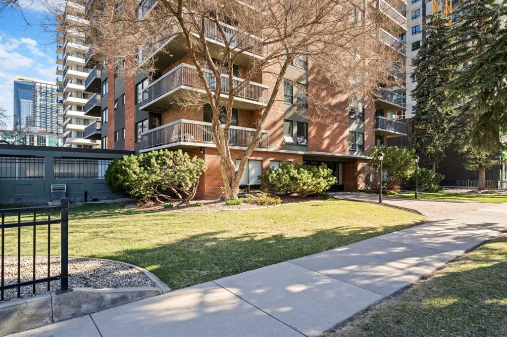 Picture of 1440, 540 14 Avenue SW, Calgary Real Estate Listing