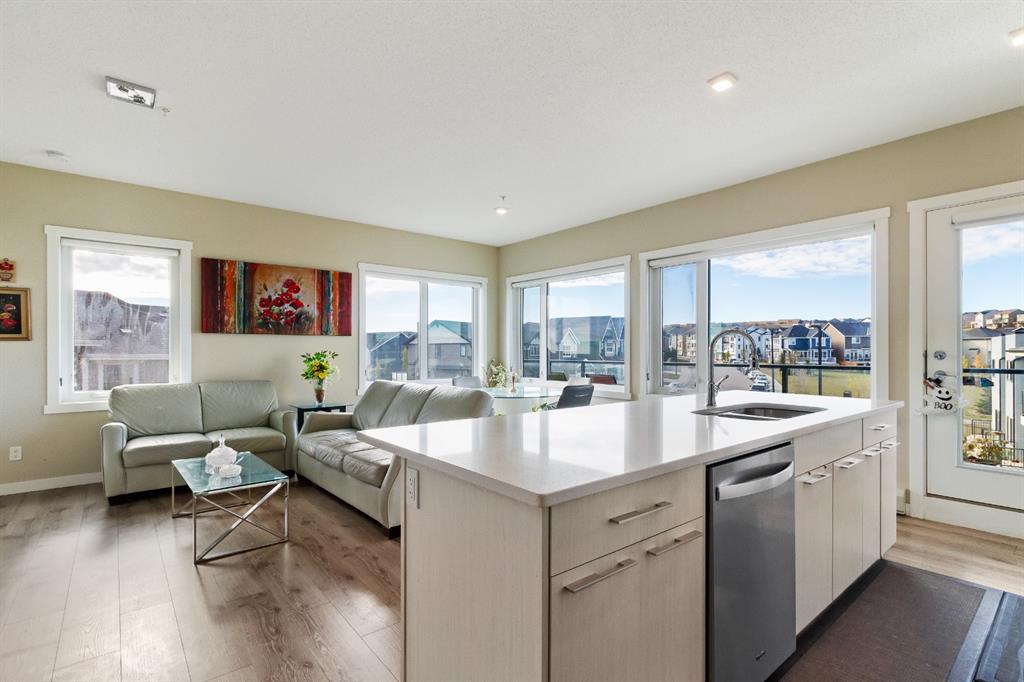 Picture of 302, 214 Sherwood Square NW, Calgary Real Estate Listing