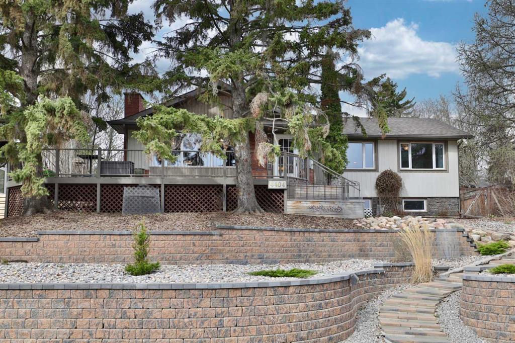 Picture of 4404 52 Street , Camrose Real Estate Listing