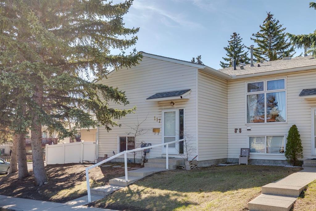 Picture of 117 Sabrina Way SW, Calgary Real Estate Listing